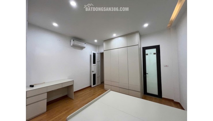 Bán nhà đẹp Hoàng Ngân, trung tâm Thanh Xuân, kết nối mọi địa điểm tại Hà Nội